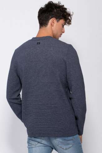 פוטר טקסטורה צווארון בשילוב רוכסן