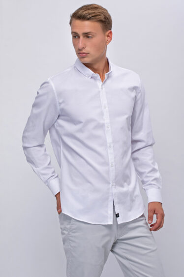 חולצה מכופתרת אוקספורד קלאסית