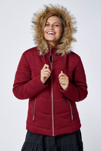 מעיל ספורטיבי עם כובע פרווה