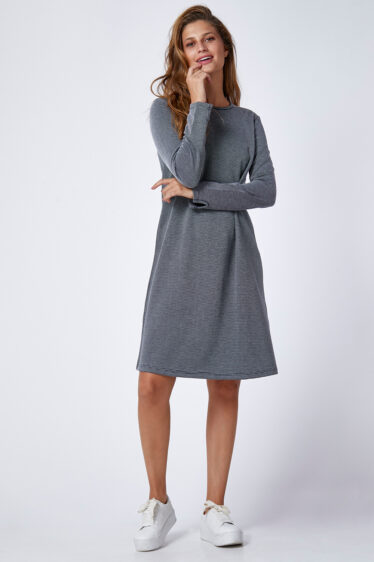 שמלת A מודפסת