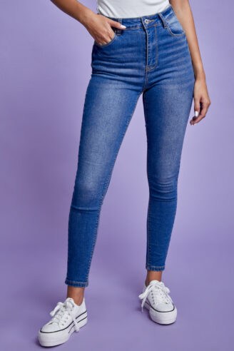 ג'ינס סקיני מחטב במיוחד