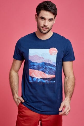 חולצת טי הדפס הרים צבעוני
