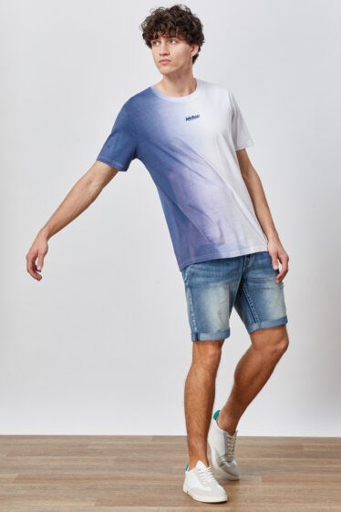 חולצת טי tie dye