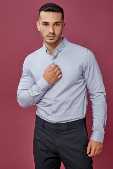 חולצה מכופתרת אוקספורד לייקרה צרה