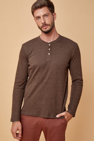 טי ואפל צווארון כפתורים zip 2 טי ואפל צווארון כפתורים