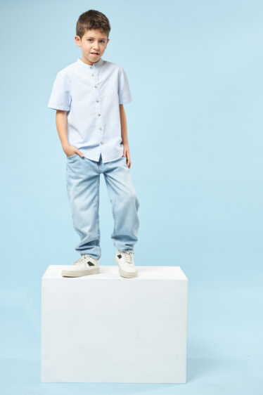 חולצת ילדים במראה פשתן צווארון סיני