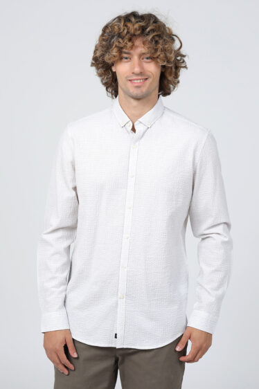 חולצה מכופתרת אפקט קמטים משבצות