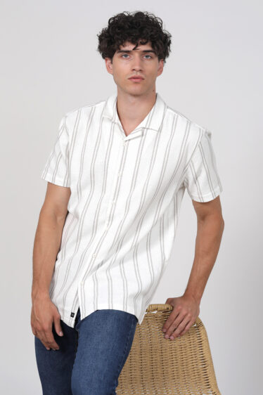 חולצה מכופתרת פסים אריג גס