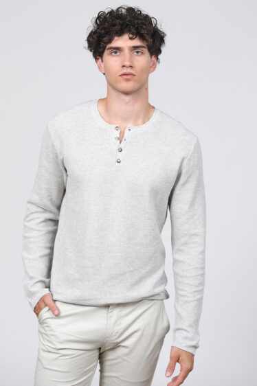 סריג קל סריגת ואפל עם כפתורים