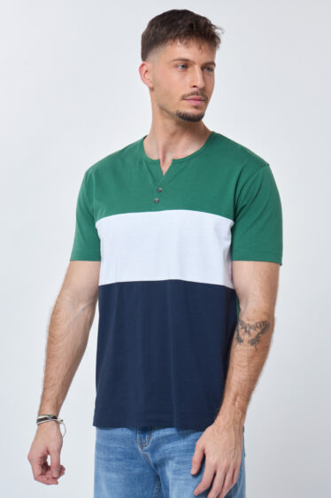 חולצת טי קולור בלוק עם כפתורים