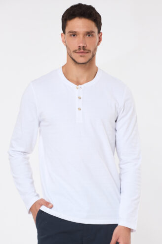 חולצת טי טי טקסטורה עם כפתורים - לבן