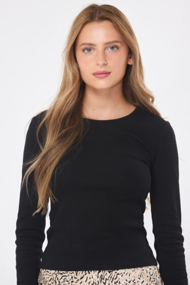 חולצת בייסיק ריב שרוול ארוך - שחור