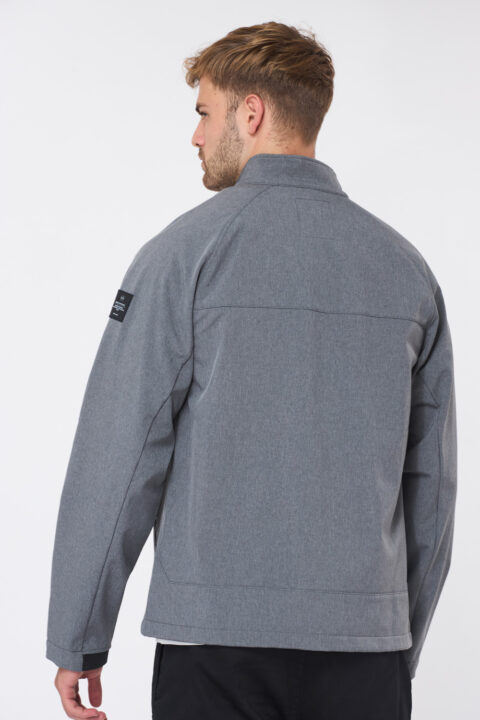 ⁦מעיל softshell קל עם כיסים מעוצבים⁩ – תמונה ⁦6⁩