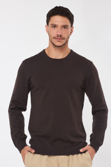 סריג בייסיק צווארון עגול - חום בראוני