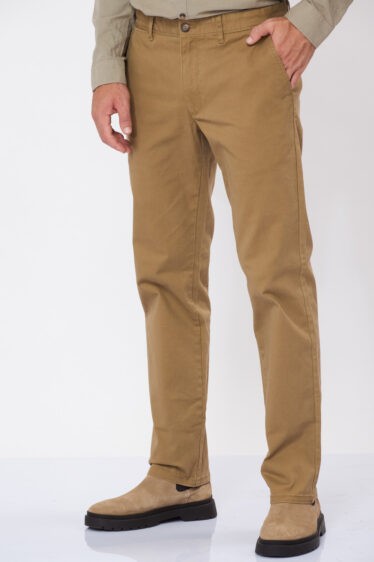 מכנסי צ'ינו בסיסים גימור פיצ' גזרה ישרה - חקי