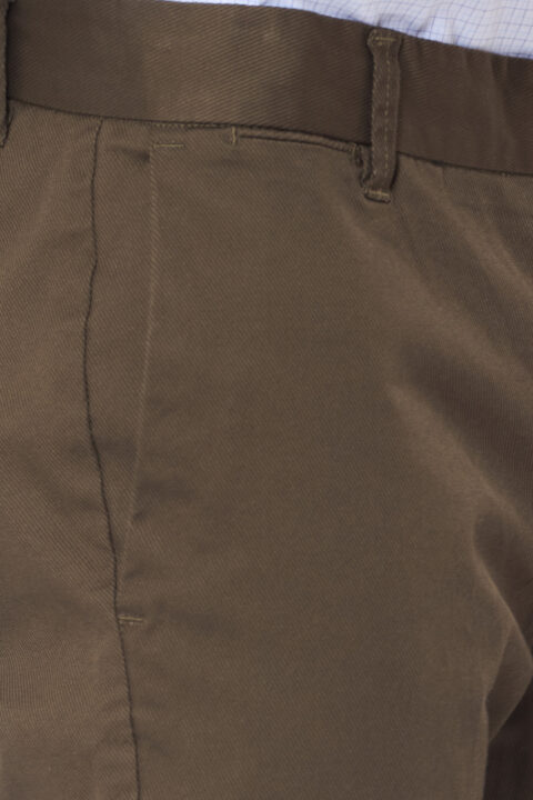 ⁦מכנסיים אלגנטים TWILL - חום⁩ – תמונה ⁦2⁩