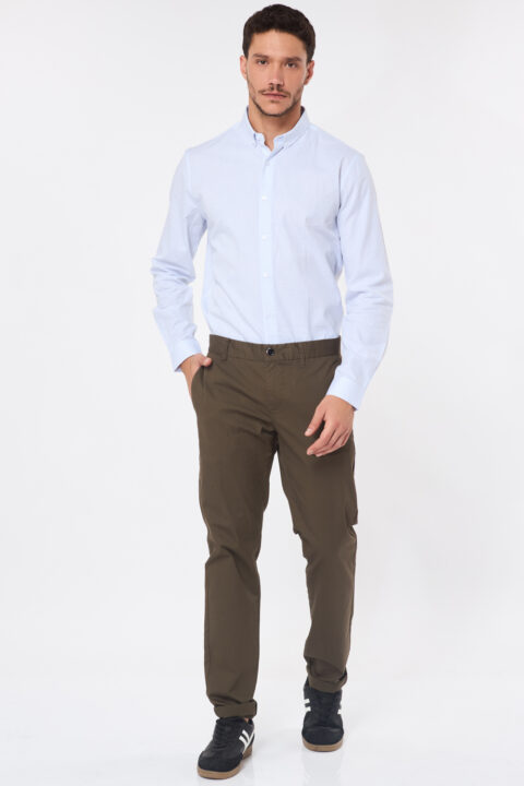 ⁦מכנסיים אלגנטים TWILL - חום⁩ – תמונה ⁦3⁩
