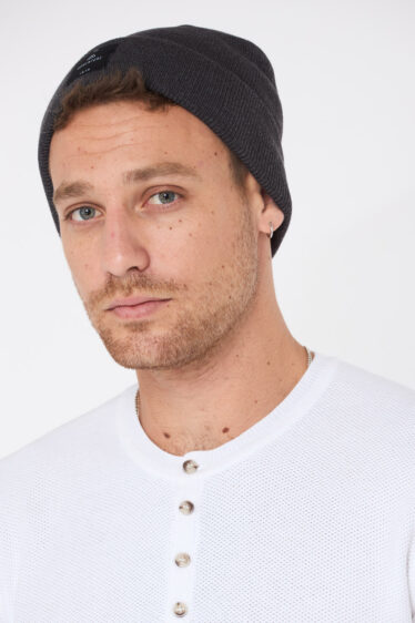 כובע סריג חלק