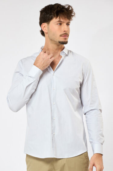 חולצה מכופתרת פסי סיכה