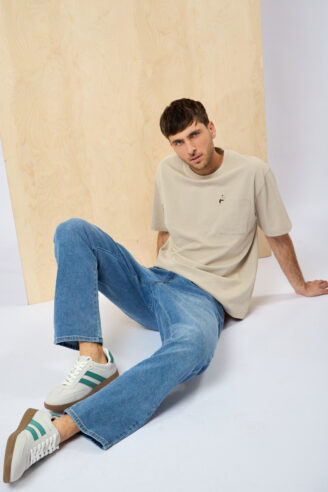 חולצת טי heavy weight כיס - אבן חולצת טי heavy weight כיס - אבן