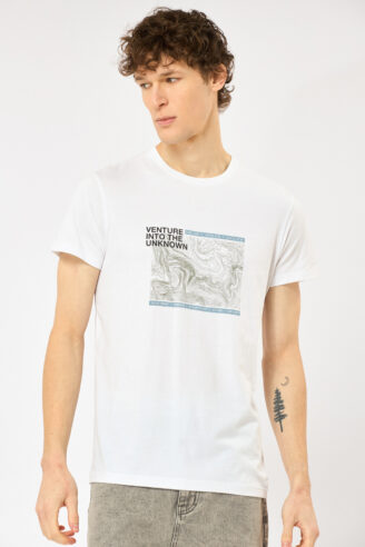 חולצת טי הדפס מפה טפוגרפית - לבן