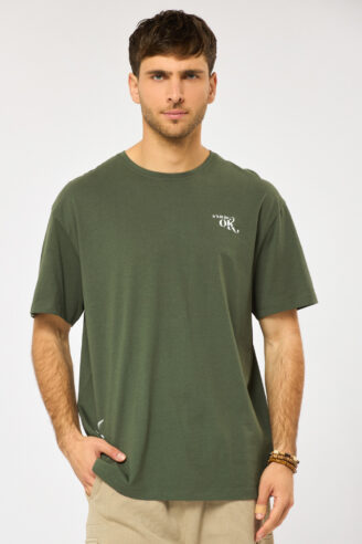 חולצת טי הדפס פרחוני - ירוק כהה