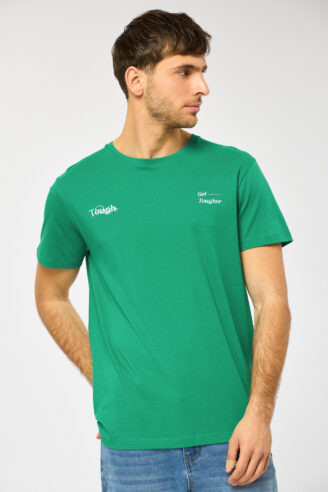 חולצת טי הדפס טיפוגרפי - ירוק