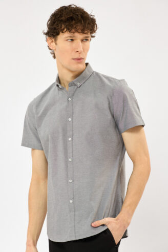 חולצת אוקספורד קלאסית