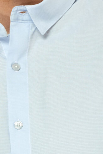 חולצה מכופתרת טקסטורת רוחב