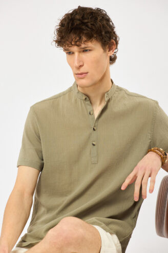 חולצת גלביה crep - זית בהיר