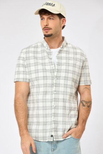 חולצה מכופתרת משבצות קווי חולצה מכופתרת משבצות קווי