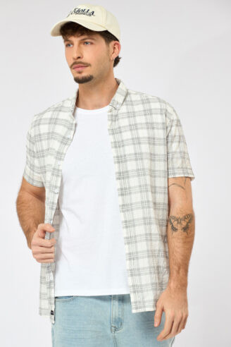 חולצה מכופתרת משבצות קווי