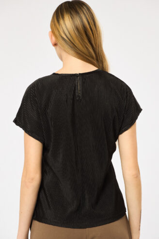 חולצת פליסה מבריקה - שחור