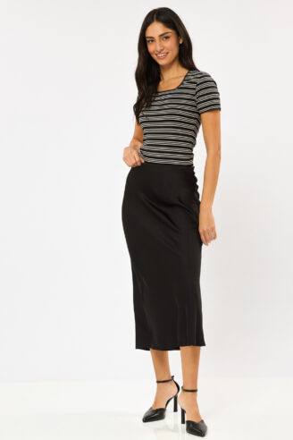 חצאית סאטן - שחור