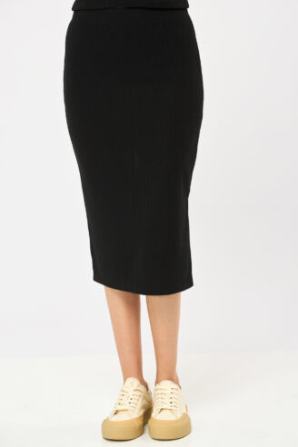 חצאית מידי עפרון