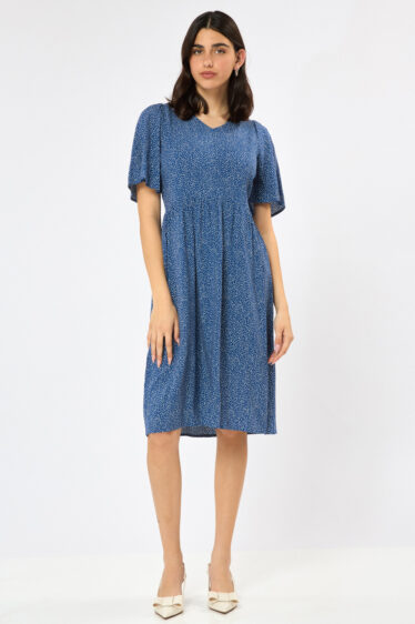 שמלה מודפסת עם צווארון V