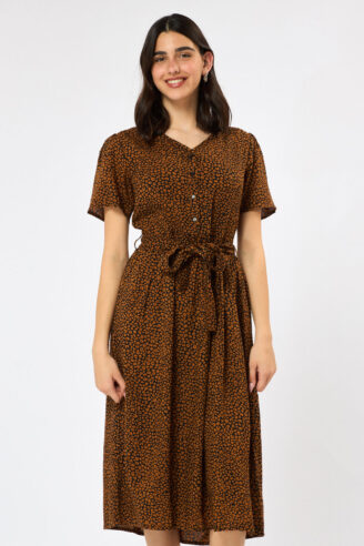 שמלה מכופתרת בהדפס חברבורות