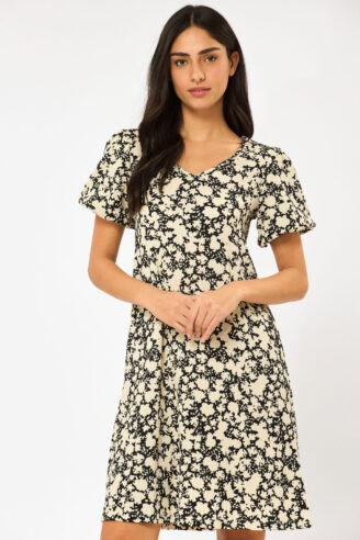 שמלה מודפסת עם צווארון V