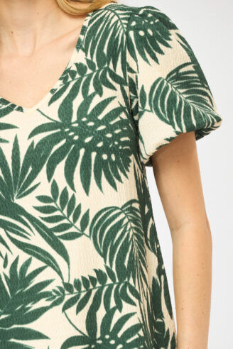 שמלה מודפסת עם צווארון V