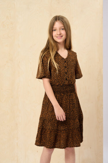 שמלת ילדות כיווץ במותן