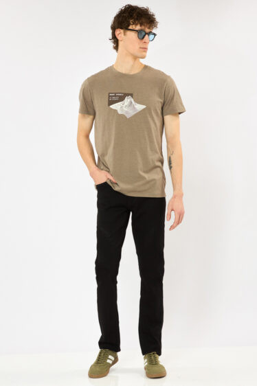 ג'ינס שחור חלק  בסיסי גזרה ישרה/רחבה