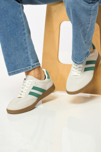 נעלי סניקרס פסי צד - אפור בהיר