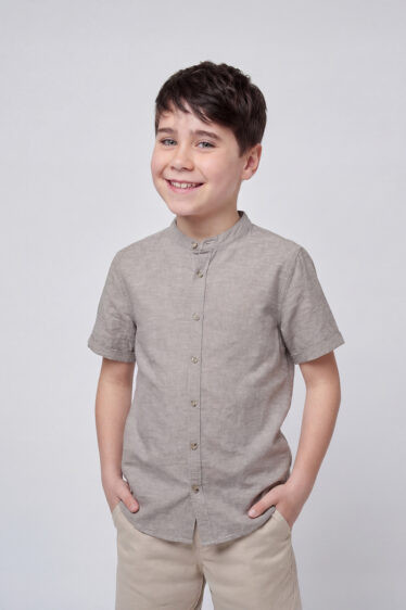 חולצת ילדים במראה פשתן צווארון סיני - בז'