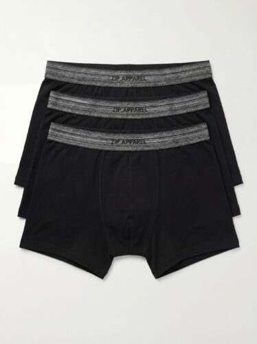 שלישיית בוקסרים שחורים